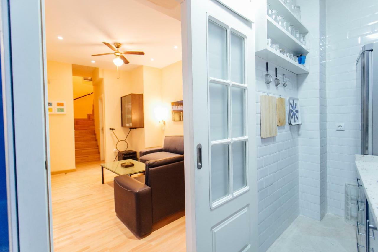 Bright Duplex W/ Terrace Daire Sevilla Dış mekan fotoğraf
