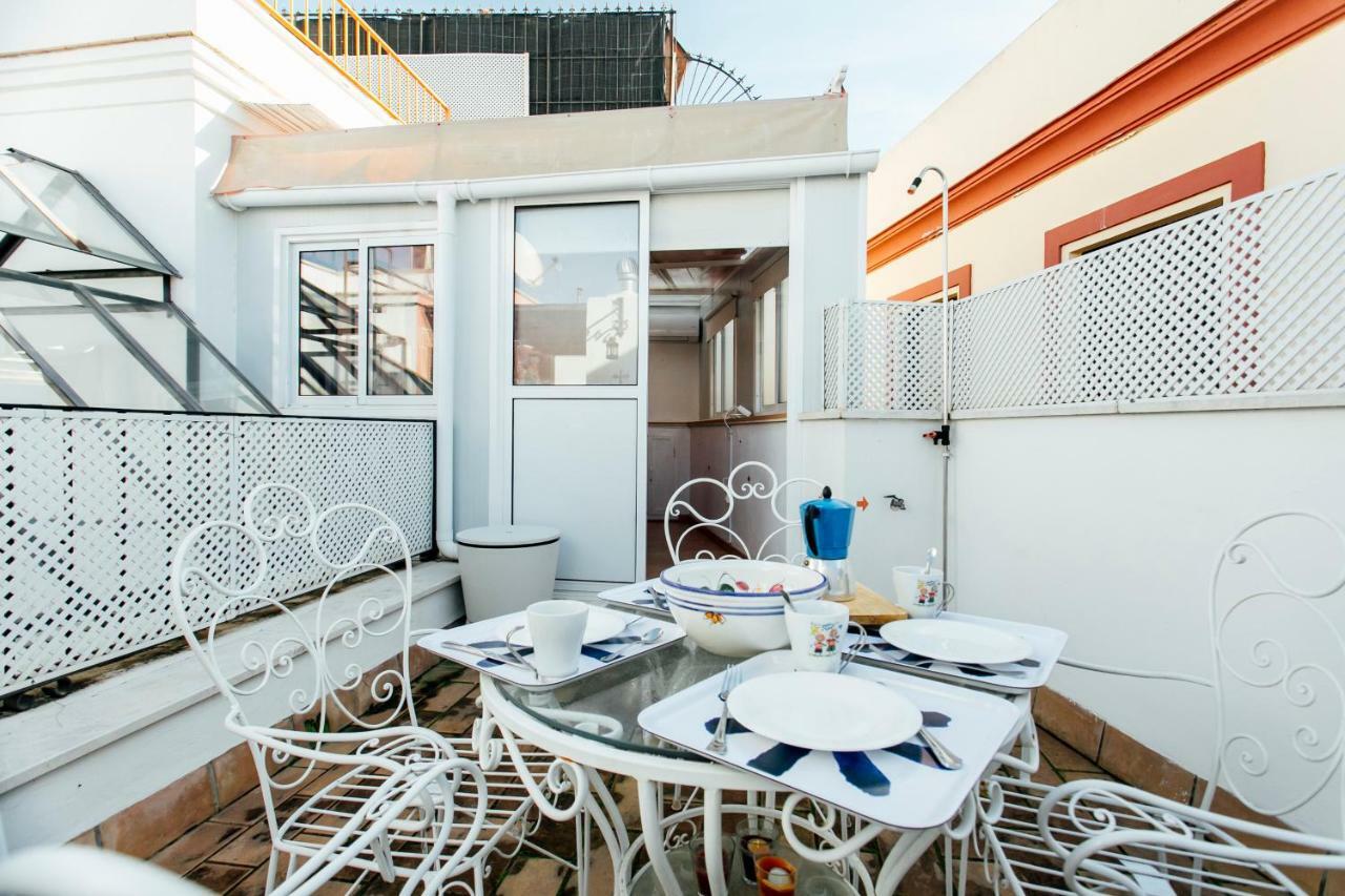 Bright Duplex W/ Terrace Daire Sevilla Dış mekan fotoğraf